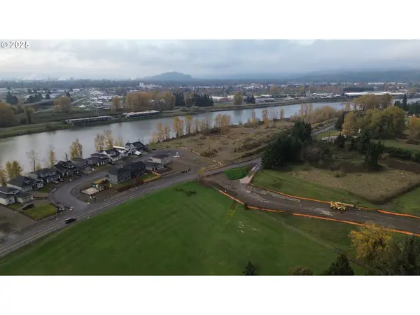 S River RD, Kelso, WA 98626