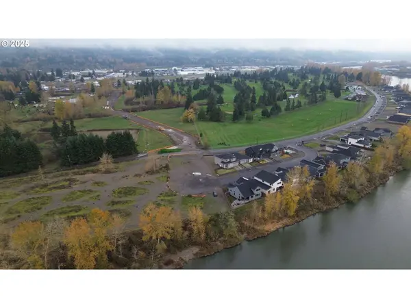 S River RD, Kelso, WA 98626