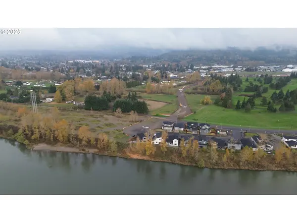 S River RD, Kelso, WA 98626