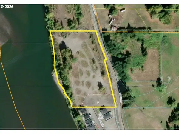 S River RD, Kelso, WA 98626