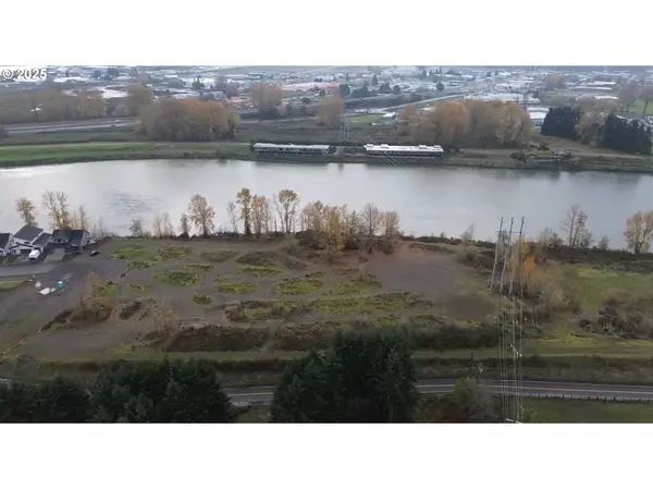 S River RD, Kelso, WA 98626