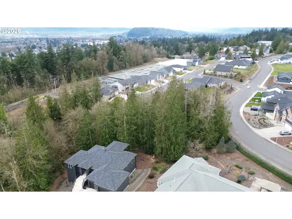 4 FOREST HILL EST, Longview, WA 98632
