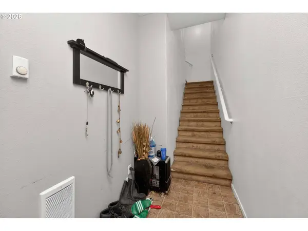 1817 NE 90TH CIR, Vancouver, WA 98665