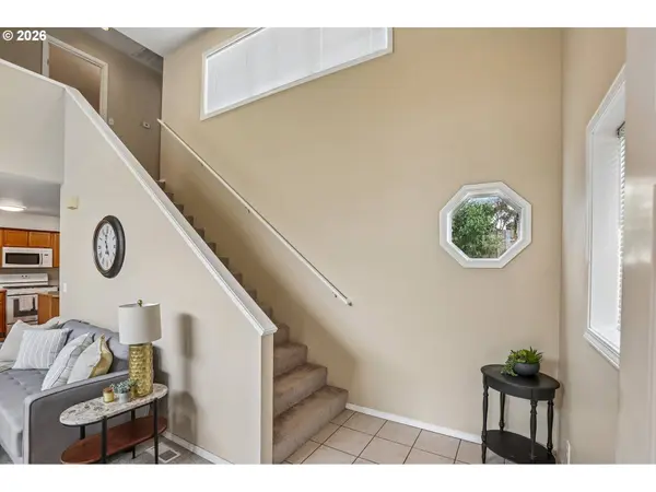 5908 NE 35TH CIR, Vancouver, WA 98661