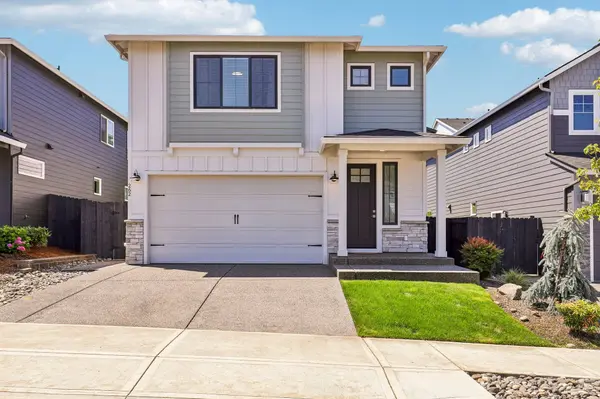 262 W Maple St,  washougal,