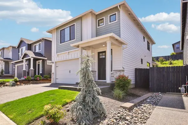 262 W Maple St,  washougal,