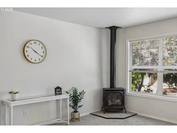 5906 NE 35TH CIR, Vancouver, WA 98661