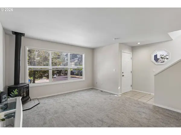 5906 NE 35TH CIR, Vancouver, WA 98661