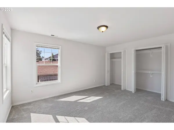 5906 NE 35TH CIR, Vancouver, WA 98661