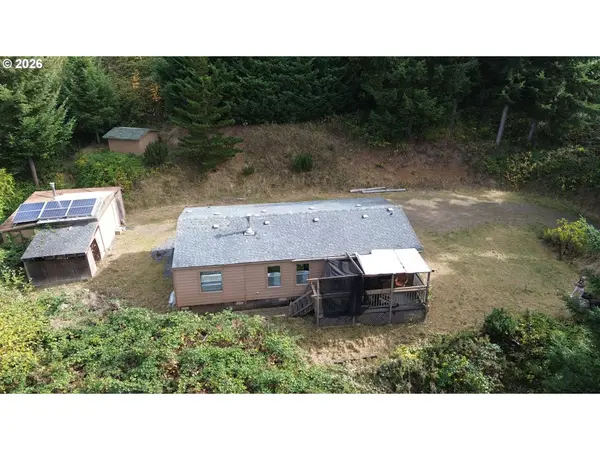 747 SAUER RD, Kalama, WA 98625