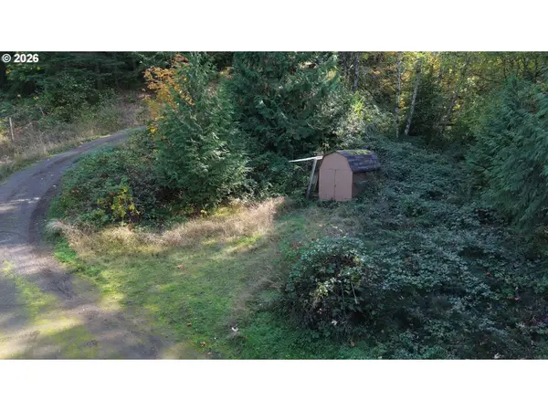 747 SAUER RD, Kalama, WA 98625