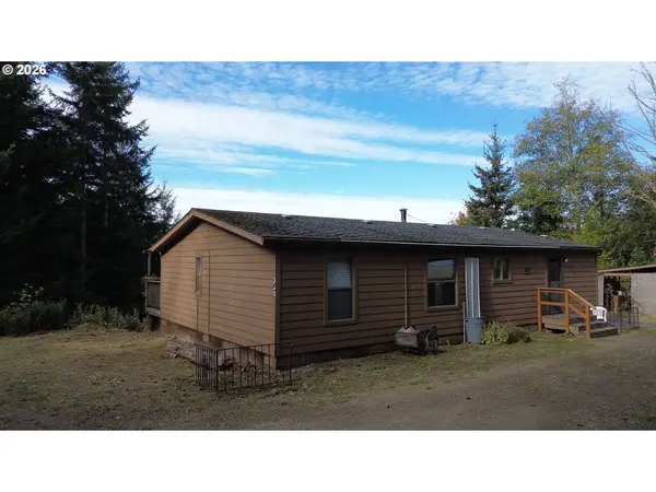747 SAUER RD