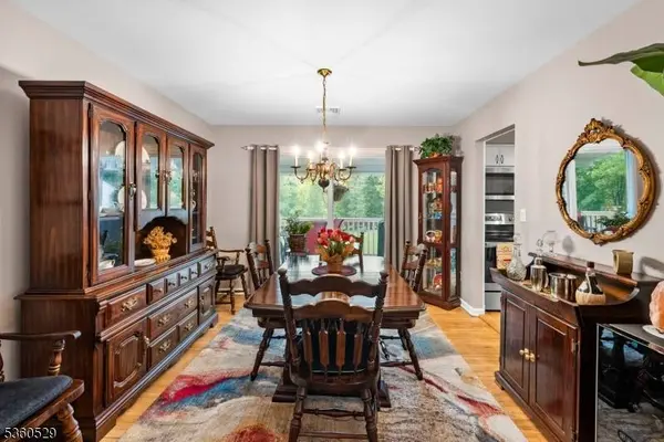 41 1St St, Franklin Twp., NJ 08873