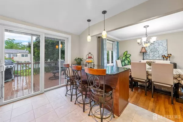 17 4th ST, South River, NJ 08882