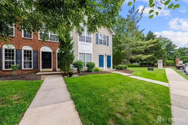 6 Amethyst WAY, Franklin Twsp, NJ 08823