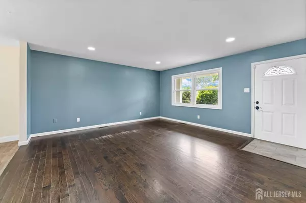 41 Grand BLVD, Monroe, NJ 08831