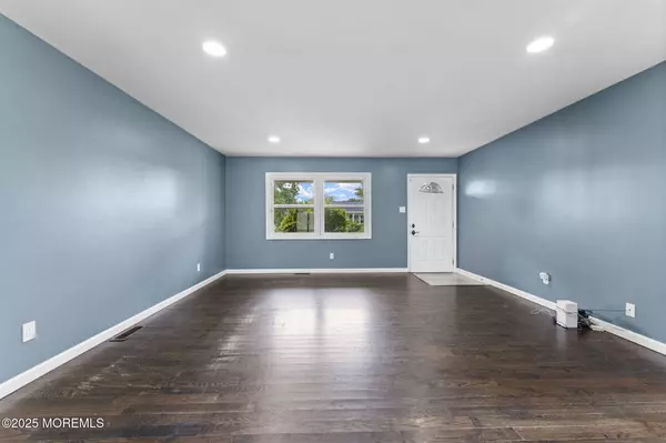 41 Grand Boulevard, Monroe, NJ 08831