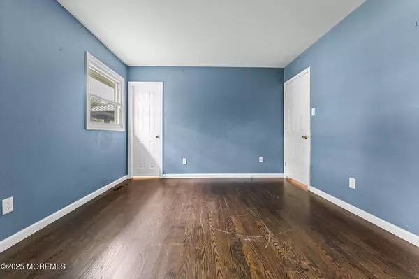 41 Grand Boulevard, Monroe, NJ 08831