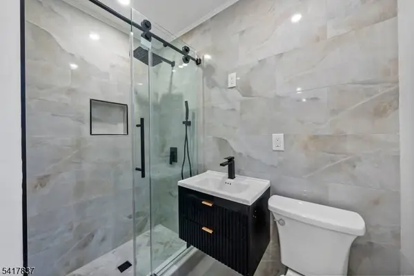 12 Barker Rd, Franklin Twp., NJ 08873