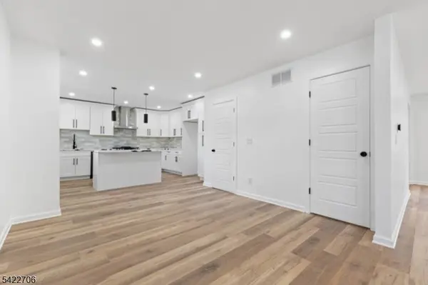 124 Dunbar Ave, Woodbridge Twp., NJ 08863