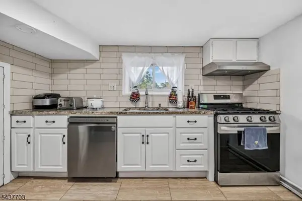 31 Monmouth Rd, Monroe Twp., NJ 08831