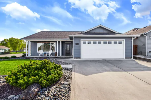 401 Kendall CT, Fortuna, CA 95540