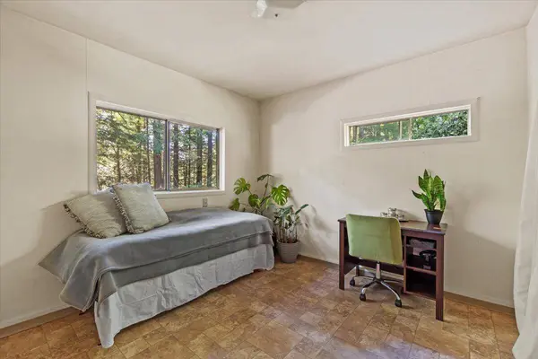 5684 Cummings Creek RD, Carlotta, CA 95528
