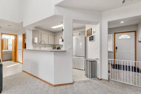 3251 Matthew LN, Fortuna, CA 95540