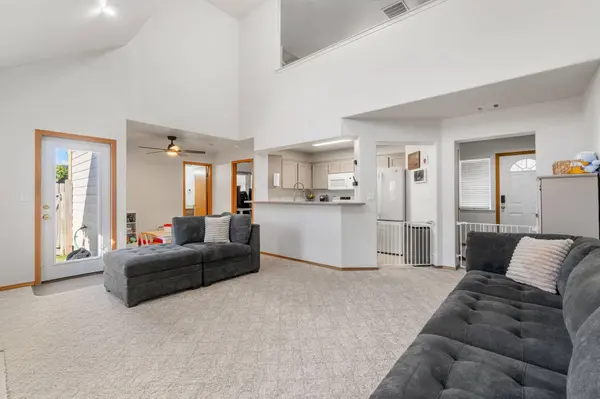 3251 Matthew LN, Fortuna, CA 95540