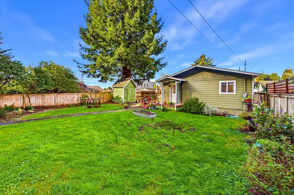 1921 Glatt ST, Eureka, CA 95503