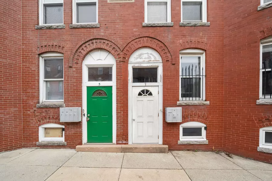 5 Saxton St #2, Dorchester, MA 02125-4516