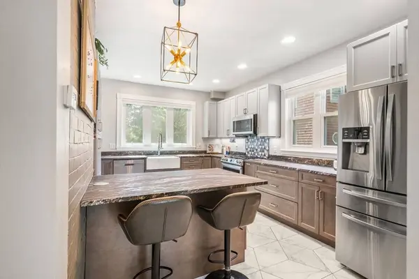 18 Mill St, Boston, MA 02122