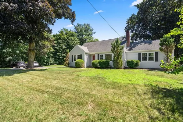 49 King St, Littleton, MA 01460