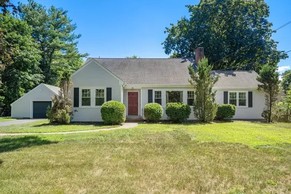 49 King St, Littleton, MA 01460