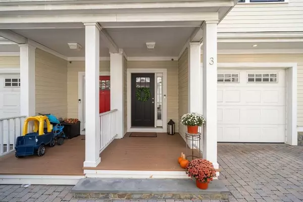 30 Park St #3, Boston, MA 02122