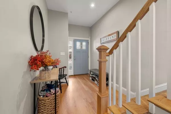 30 Park St #3, Boston, MA 02122