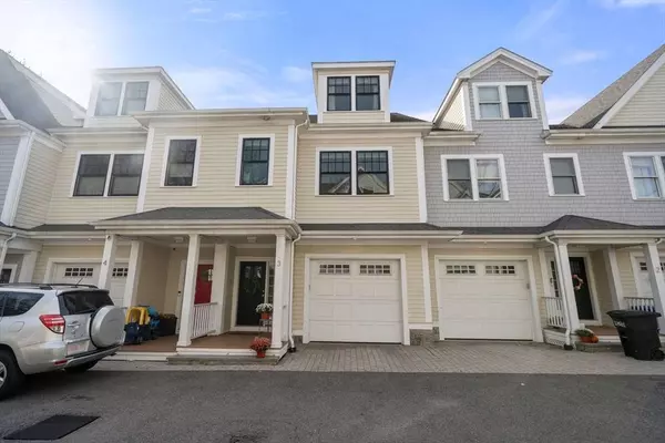 30 Park St #3, Boston, MA 02122