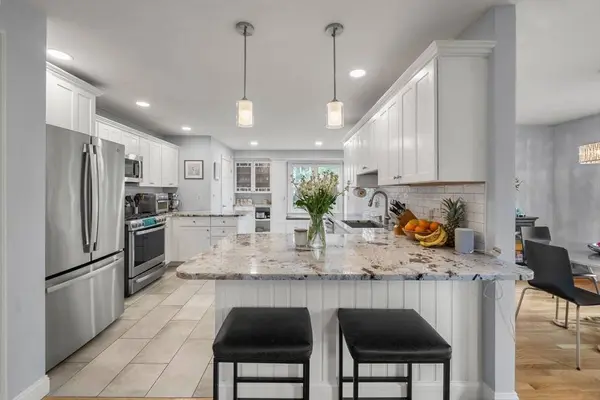 13 Mill St #1, Boston, MA 02122