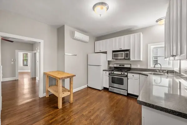 74 Trull St #B, Somerville, MA 02145