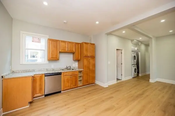 10 Jerome St #1, Boston, MA 02125