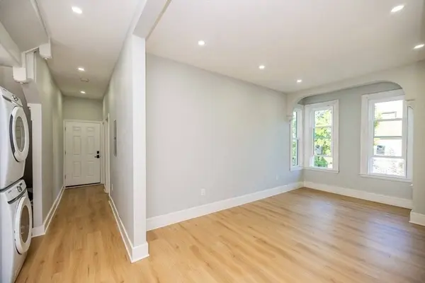 10 Jerome St #1, Boston, MA 02125
