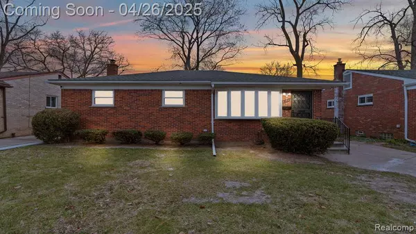 21840 KENOSHA Street, Oak Park, MI 48237