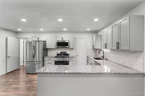 8550 33 Mile Road, Bruce Twp, MI 48065