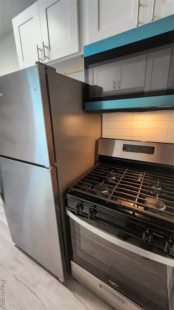 102 Michigan Street, Mt. Clemens, MI 48043