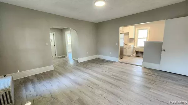 102 Michigan Street, Mt. Clemens, MI 48043