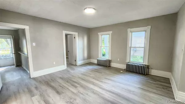 102 Michigan Street, Mt. Clemens, MI 48043