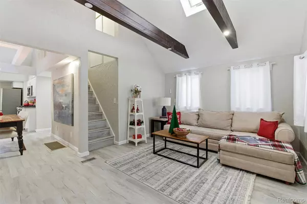 17714 Salem ST, Detroit, MI 48219