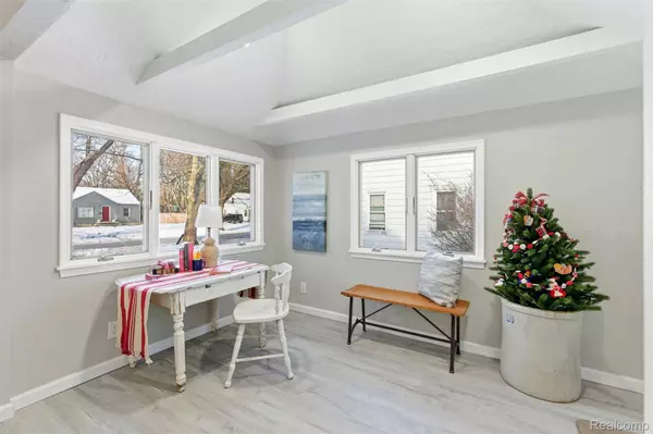 17714 Salem ST, Detroit, MI 48219