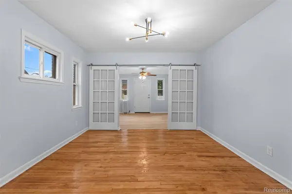 17179 Snowden ST, Detroit, MI 48235