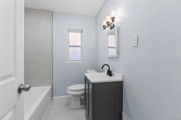 10130 Somerset AVE, Detroit, MI 48224